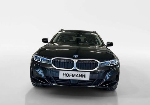 BMW 330, 2022