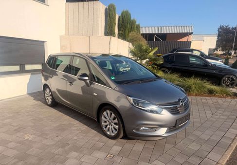 Opel Zafira, 2019
