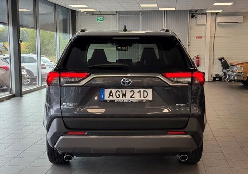Toyota RAV 4, 2020 3