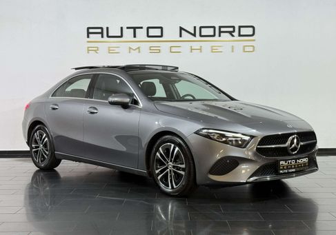 Mercedes-Benz A 200, 2025 3