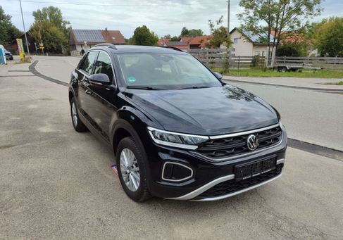 Volkswagen T-Roc, 2025 2