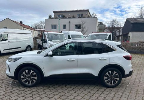 Ford Kuga, 2025