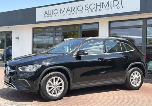 Mercedes-Benz GLA 250, 2021