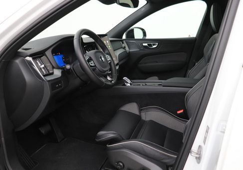 Volvo XC60, 2025 3