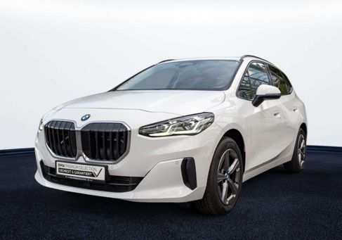 BMW 220, 2025 2