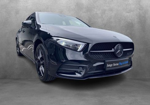 Mercedes-Benz A 250, 2022 3