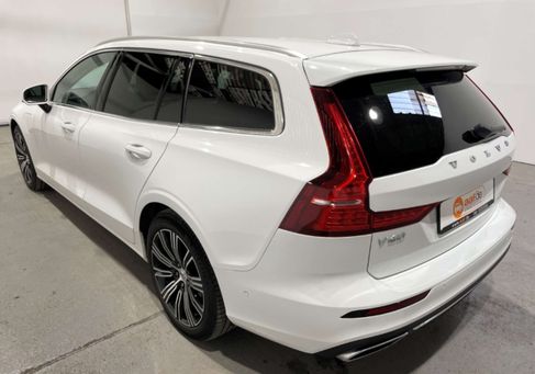 Volvo V60, 2021