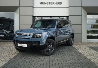 Land Rover Defender, 2025