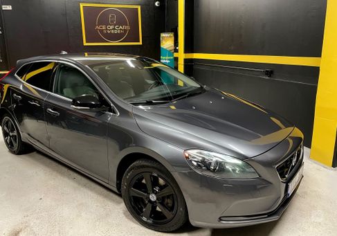 Volvo V40, 2013