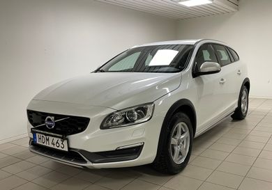 Volvo V60 Cross Country, 2016