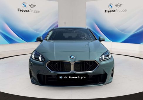 BMW 120, 2025
