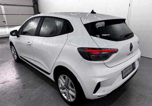 Renault Clio, 2024