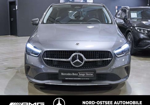 Mercedes-Benz B 200, 2025