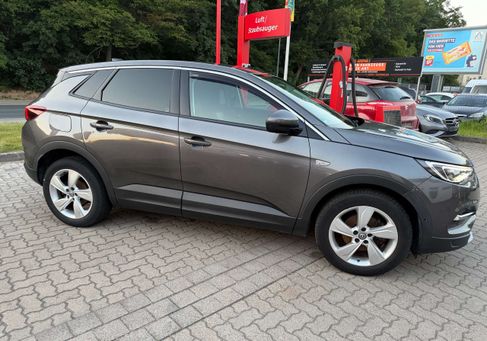 Opel Grandland X, 2019 3