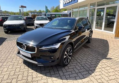Volvo V60 Cross Country, 2021