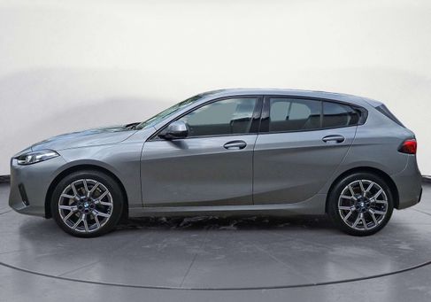 BMW 120, 2025