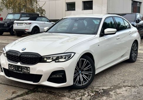 BMW 318, 2019