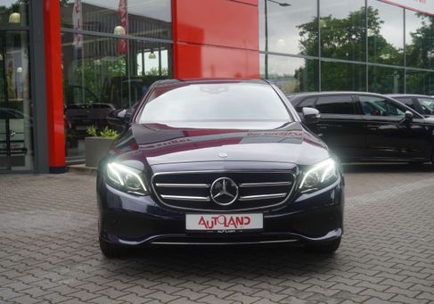 Mercedes-Benz E 200, 2020