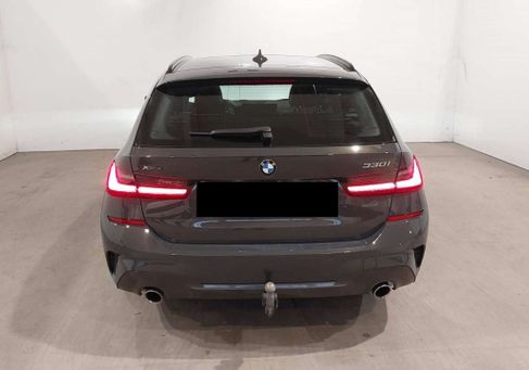 BMW 330, 2019
