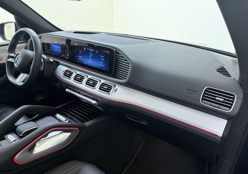 Mercedes-Benz GLE 400, 2026 3