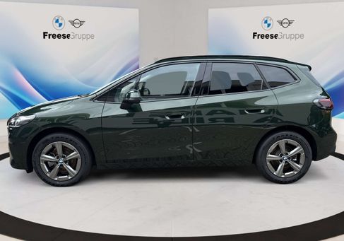 BMW 220, 2025 3