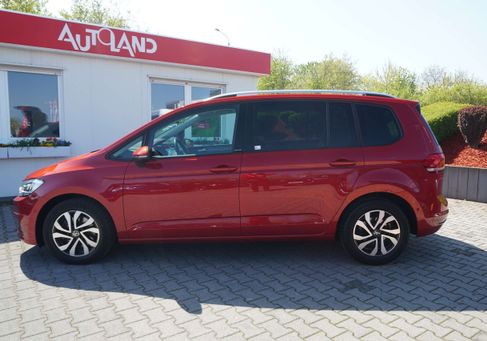 Volkswagen Touran, 2023 3