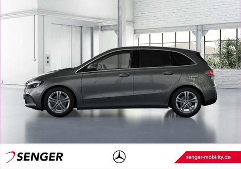 Mercedes-Benz B 180, 2025