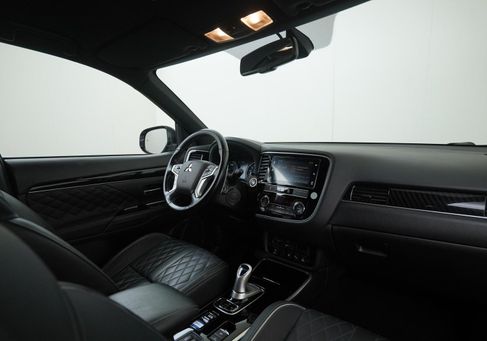 Mitsubishi Outlander, 2019 2