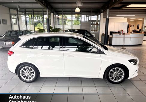 Mercedes-Benz B 180, 2019
