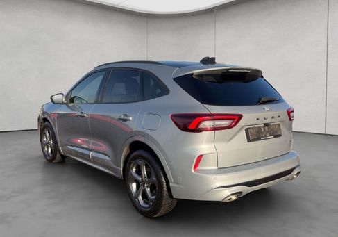 Ford Kuga, 2024 3