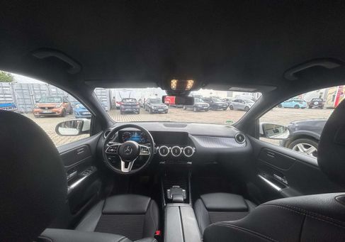 Mercedes-Benz B 200, 2020