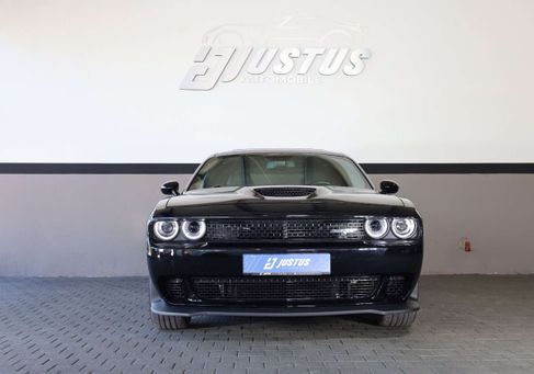 Dodge Challenger, 2022