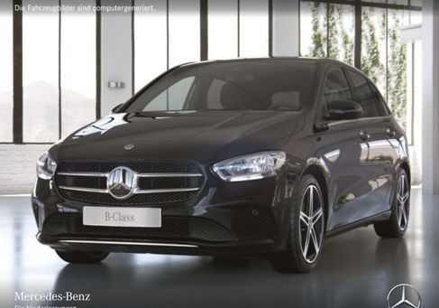 Mercedes-Benz B 250, 2022