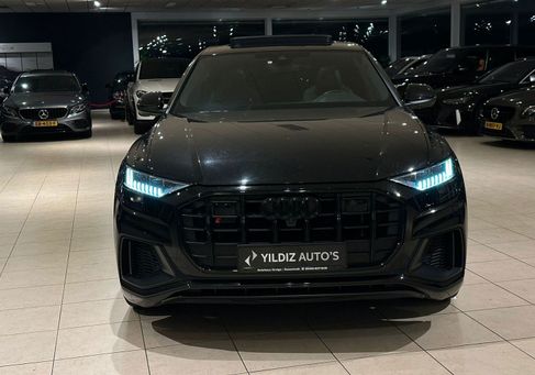 Audi SQ8, 2022