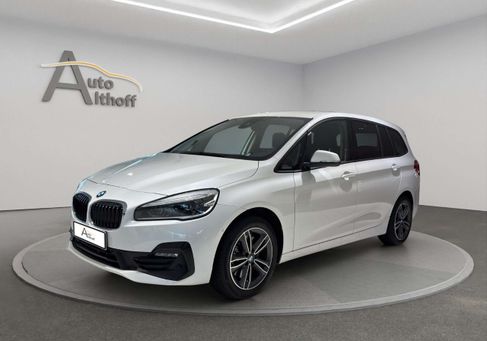 BMW 218, 2019