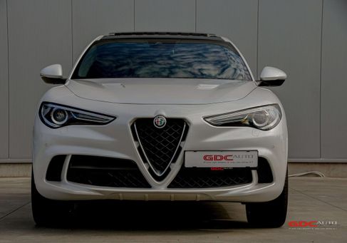 Alfa Romeo Stelvio, 2018