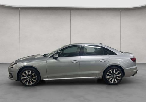 Audi A4, 2021