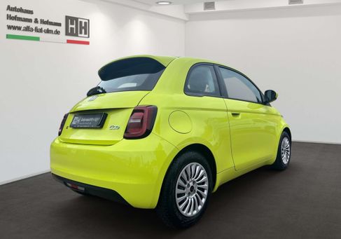 Fiat 500, 2024