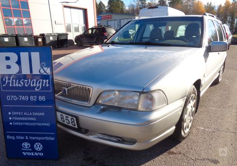 Volvo V70, 2000