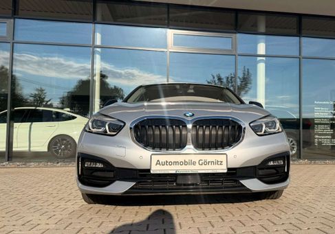 BMW 120, 2021