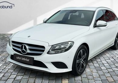 Mercedes-Benz 220, 2019