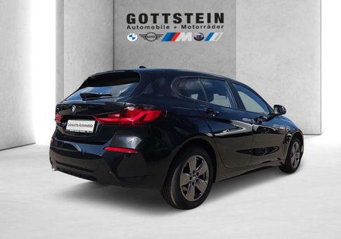 BMW 118, 2023