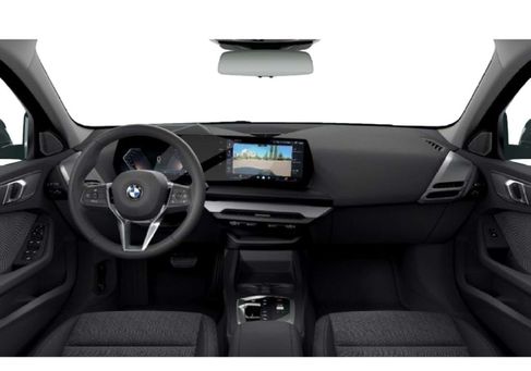 BMW 120, 2025
