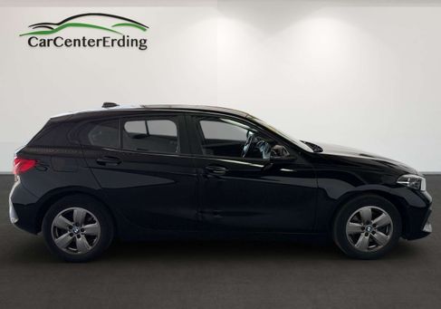 BMW 118, 2020