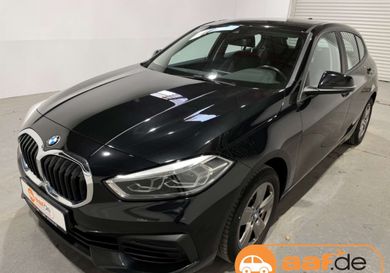 BMW 118, 2022
