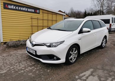Toyota Auris Touring Sports, 2016