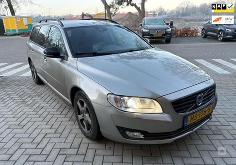 Volvo V70, 2015