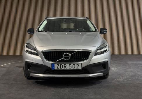 Volvo V40 Cross Country, 2018