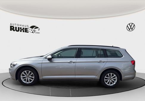Volkswagen Passat Variant, 2023 2
