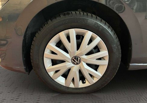 Volkswagen Golf, 2024 3